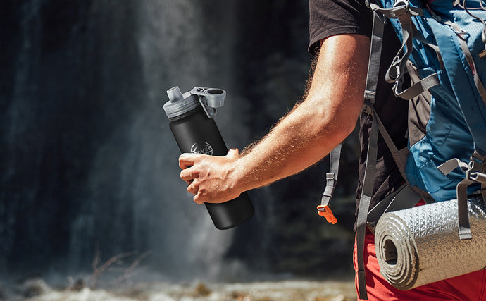 Essential for Outdoor Adventures: Stainless Steel Insulated Mug with Handle